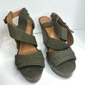 Indigo rd Dark Green Wedge Sandals